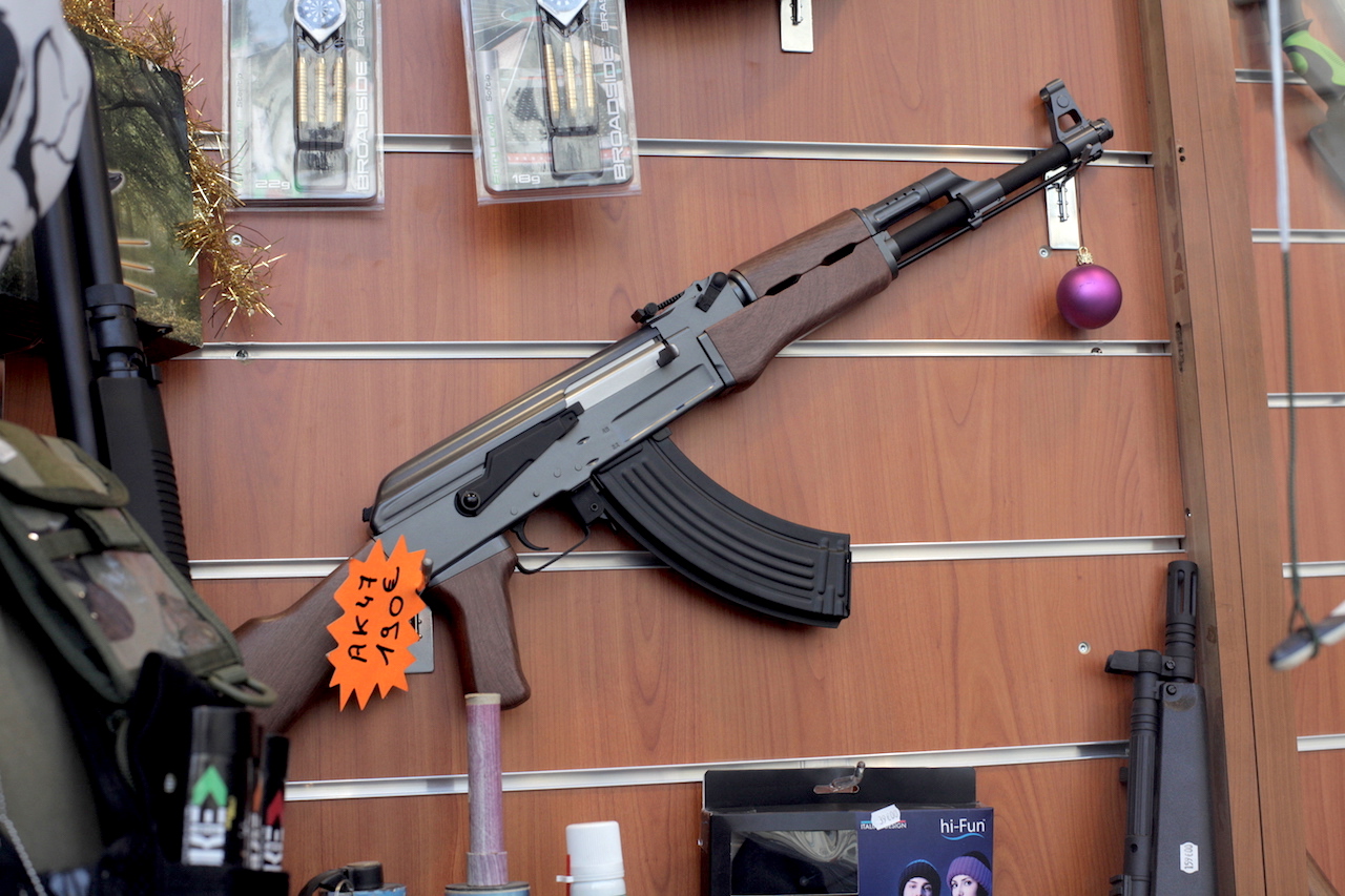 Militaria